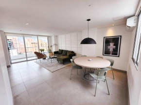 Penthouse in Heart of Laureles